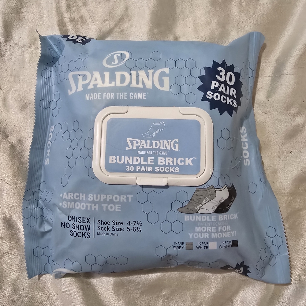 NWT Spalding Unisex Kid's Bundle Brick 30 Pairs No-Show Socks Shoe Size 4-7.5